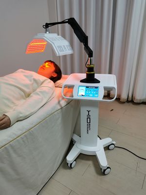 ماشین های PDT صورت درمانی با نور LED تجاری برای کلینیک پزشکی